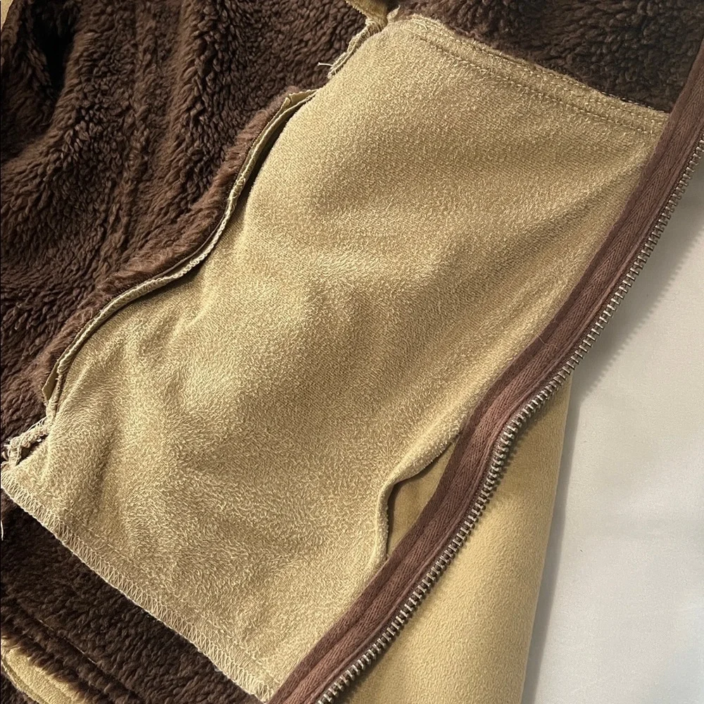 Columbia excellent pre
